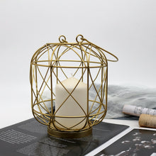 Load image into Gallery viewer, Romantic Iron Candle Holder