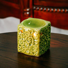 Load image into Gallery viewer, Vintage Glaze Aromatherapy Warmer