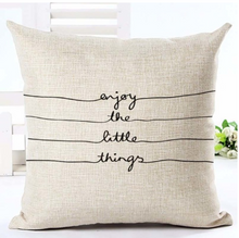 Load image into Gallery viewer, Elegant Black and White Throw Pillowcase – Modern Decorative Pillow Cover for Stylish Home Décor